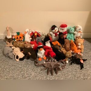 Bundle of *30* 1990’s Vintage Beanie Babies